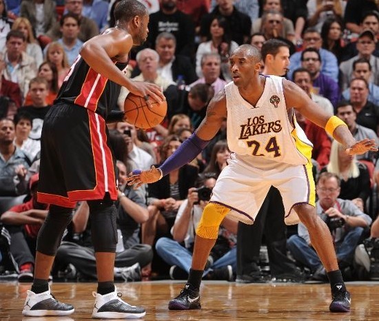 他的成功得 他的成功得