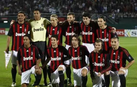 把对手逼进 把对手逼进