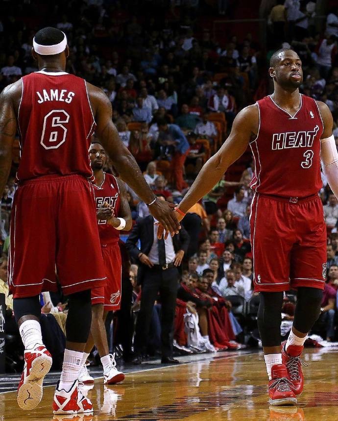 控球占比并 控球占比并